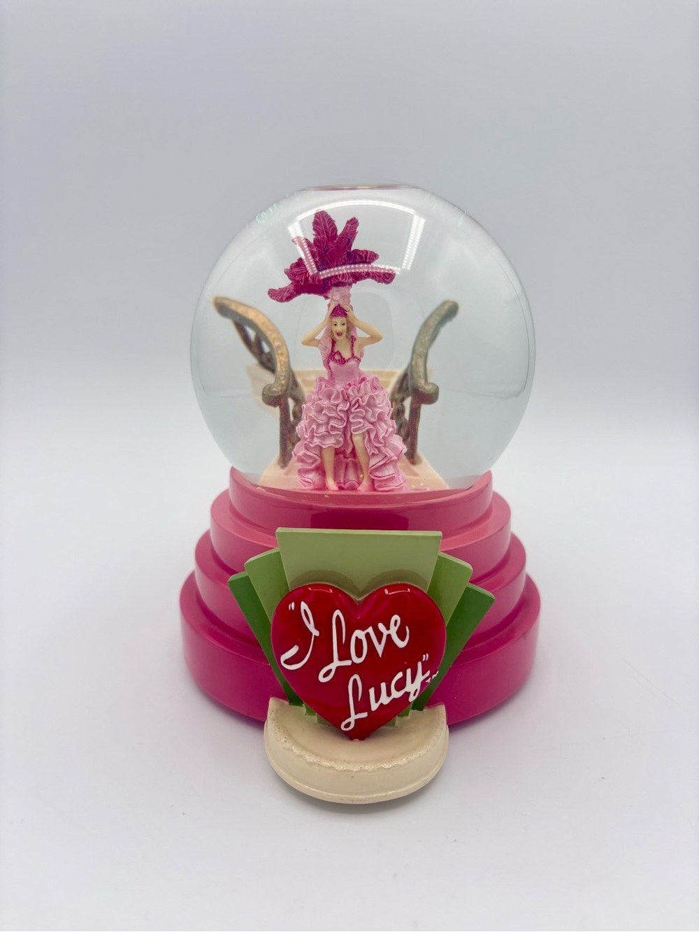 I Love Lucy “Lucy Gets in Pictures” Snow Globe Dress Collectible Memorabilia